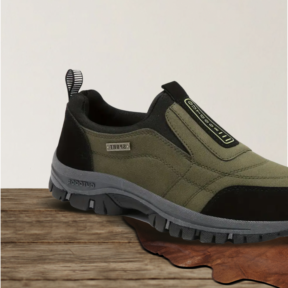 Brantell | Rutschfeste orthopädische Herren-Slipper für alle Jahreszeiten
