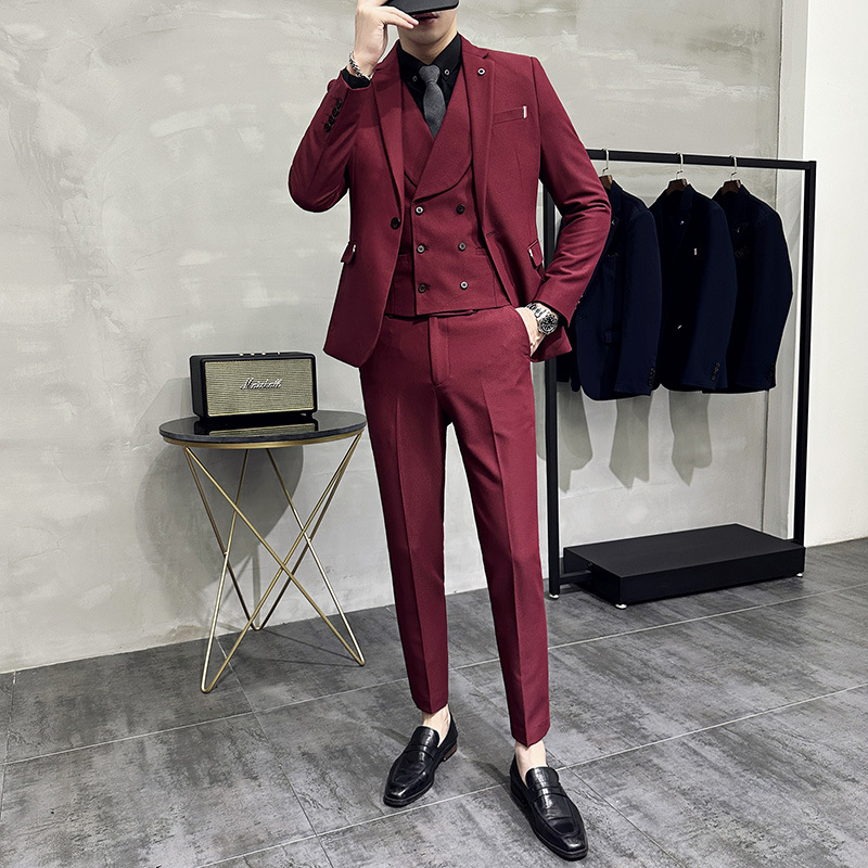 BRANTELL | 3-teiliges set für herren aus schlichtem business-blazer, weste und hose