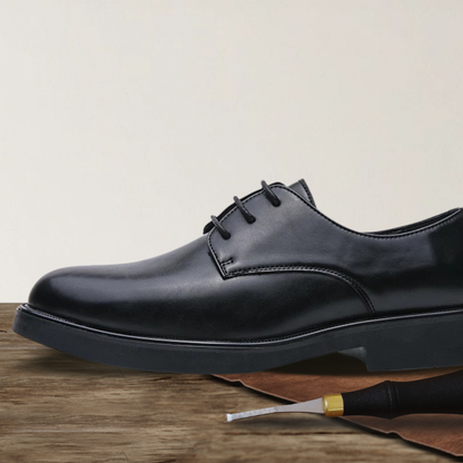 Brantell | Eleganter Herren Derby-Schnürschuh aus Glattlederoptik
