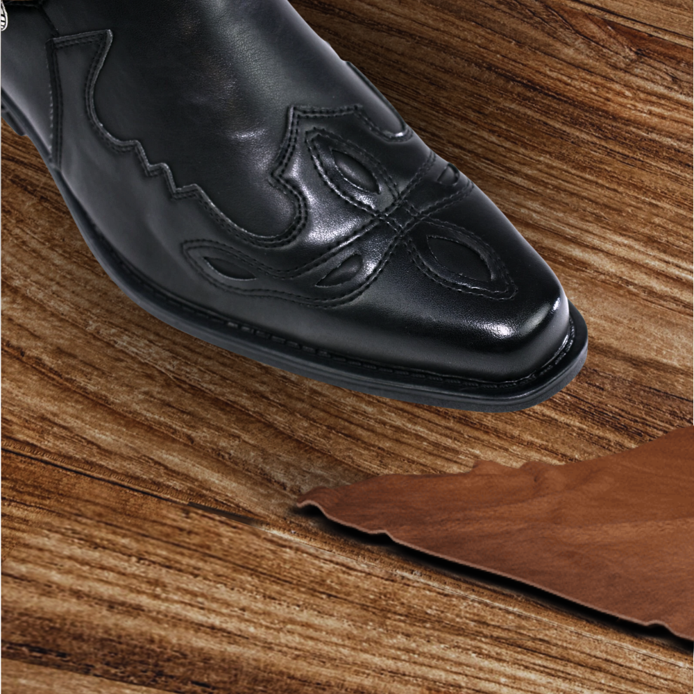 Brantell | Cowboystiefel mit Kettenschnalle und spitzer Zehe